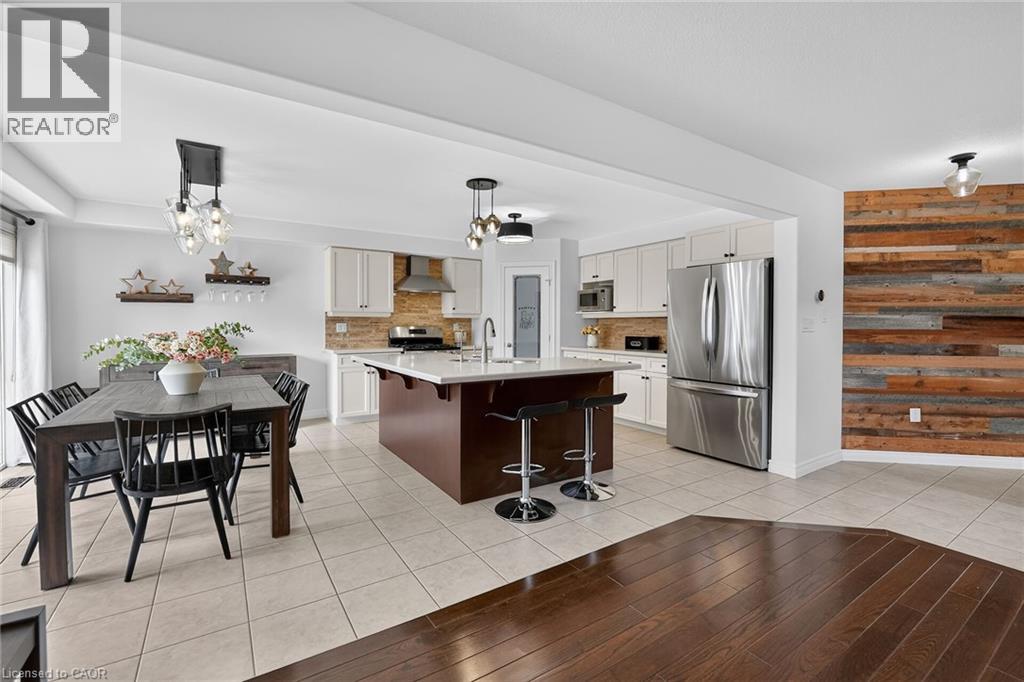 387 Murray Street, Grimsby, Ontario  L3M 3P4 - Photo 8 - 40841426