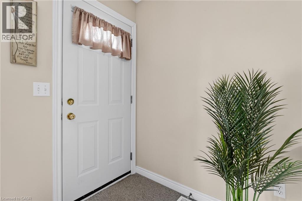 217 Pine Street, Dunnville, Ontario  N1A 2L4 - Photo 6 - 40841368