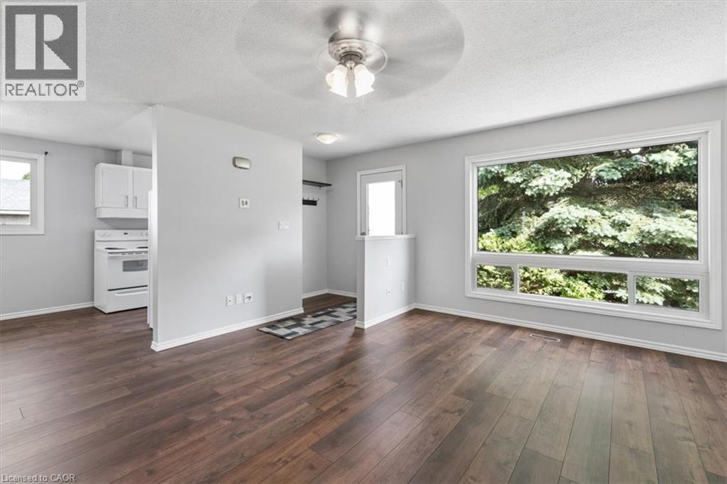 96 Pathfinder Crescent, Kitchener, Ontario  N2P 1S6 - Photo 3 - 40841220