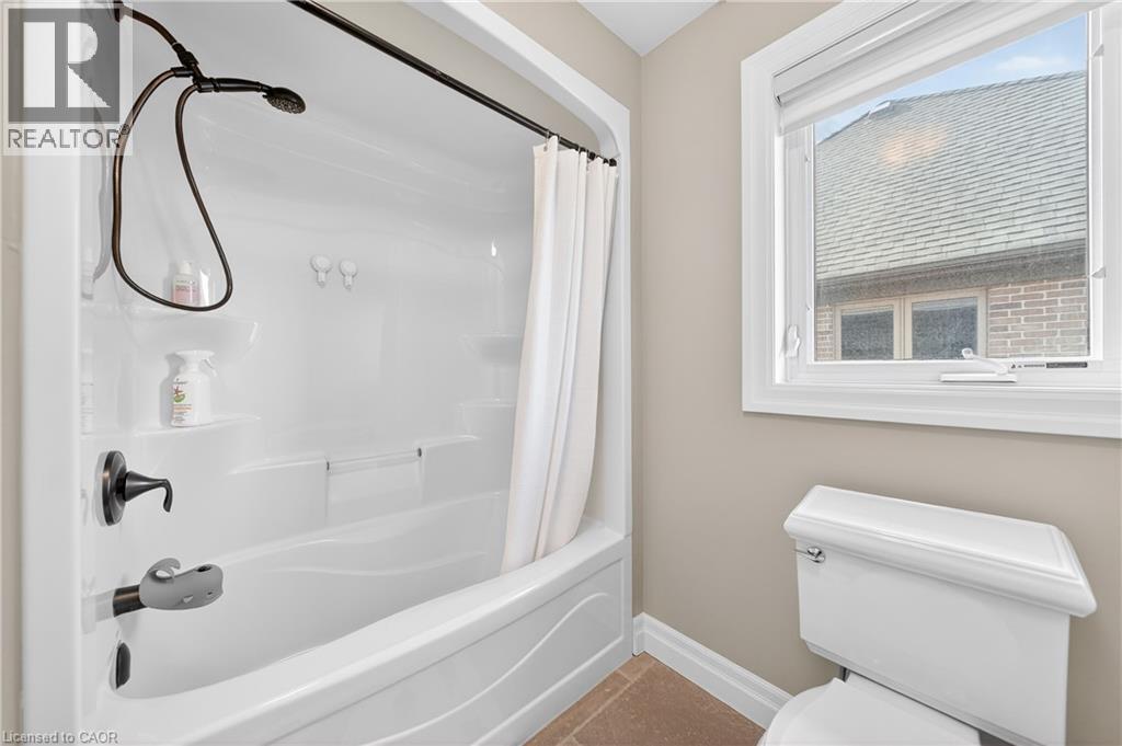 325 Deerfoot Trail, Waterloo, Ontario  N2K 0B4 - Photo 32 - 40841146