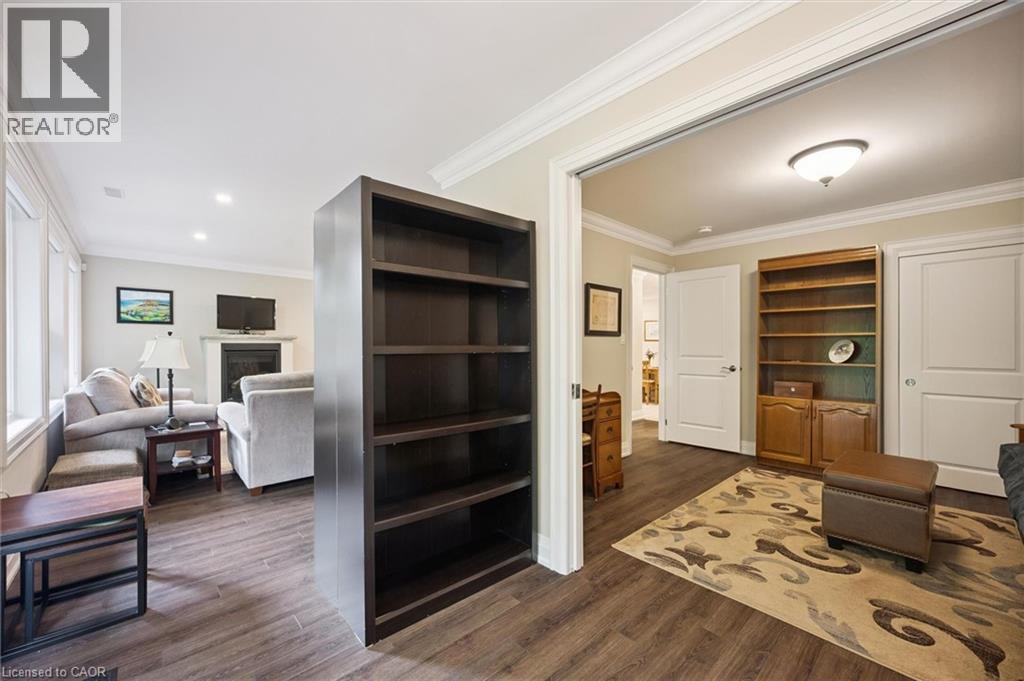 32 Cardinal Mindszenty Boulevard, Hamilton, Ontario  L9B 2M3 - Photo 23 - 40838802
