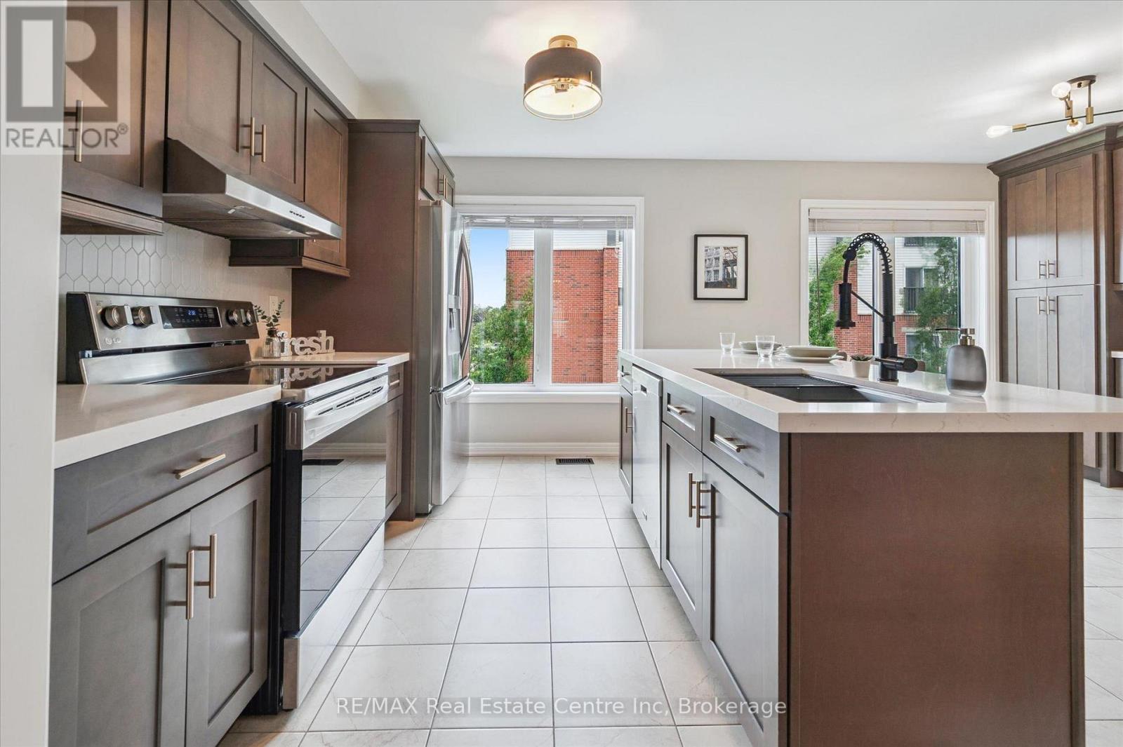 2 - 395 Linden Drive, Cambridge, Ontario  N3H 0C8 - Photo 10 - X13468446