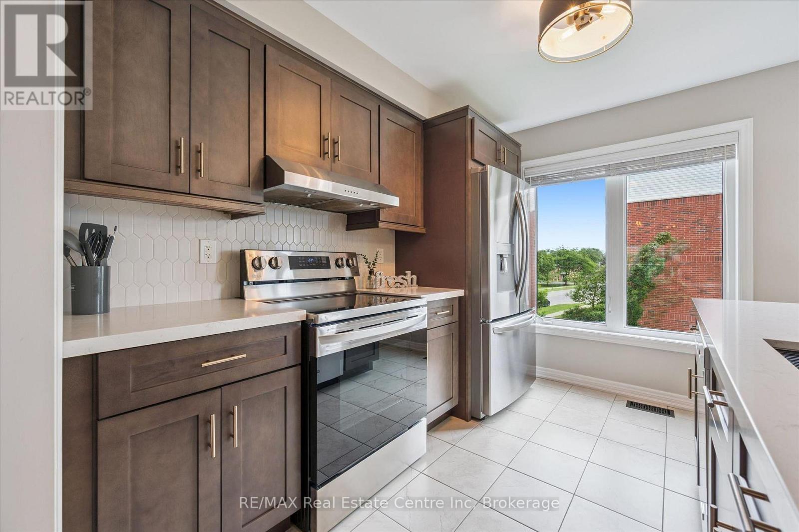 2 - 395 Linden Drive, Cambridge, Ontario  N3H 0C8 - Photo 12 - X13468446