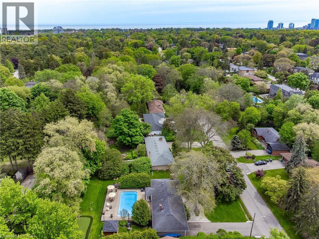 1589 Crediton Parkway, Mississauga, Ontario  L5G 3X2 - Photo 2 - 40841351