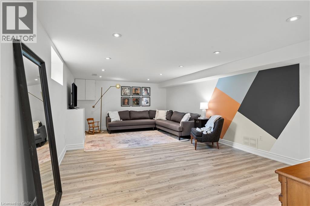 1589 Crediton Parkway, Mississauga, Ontario  L5G 3X2 - Photo 22 - 40841351