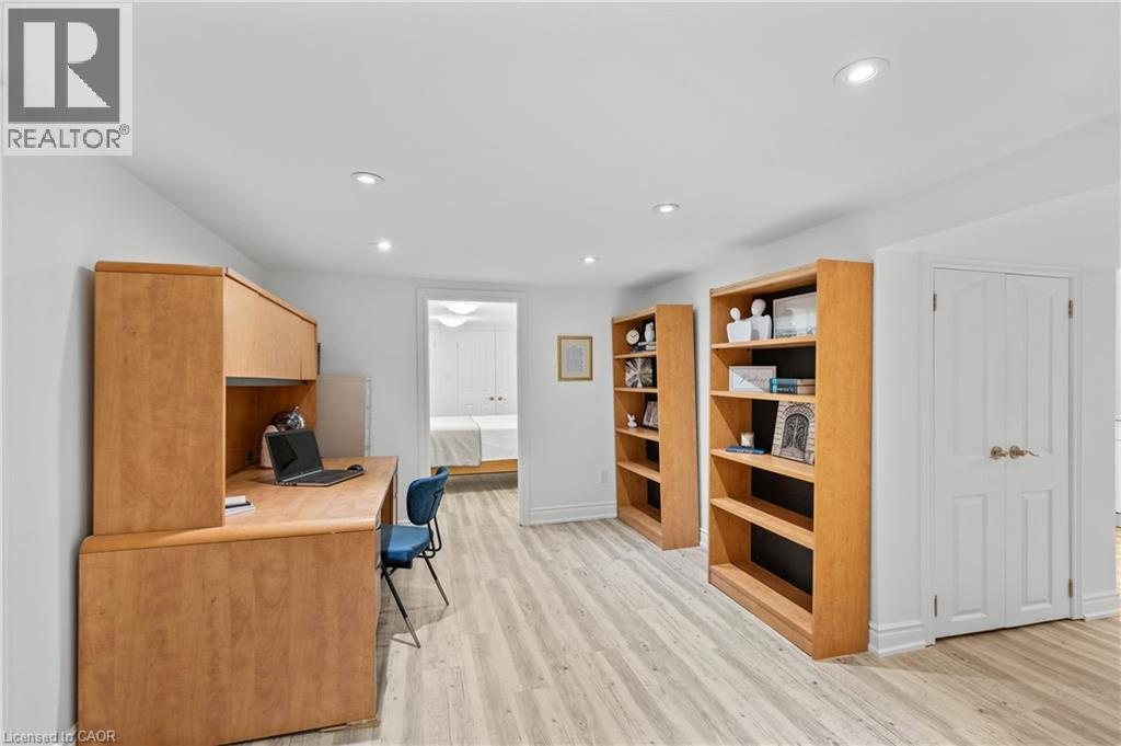 1589 Crediton Parkway, Mississauga, Ontario  L5G 3X2 - Photo 25 - 40841351