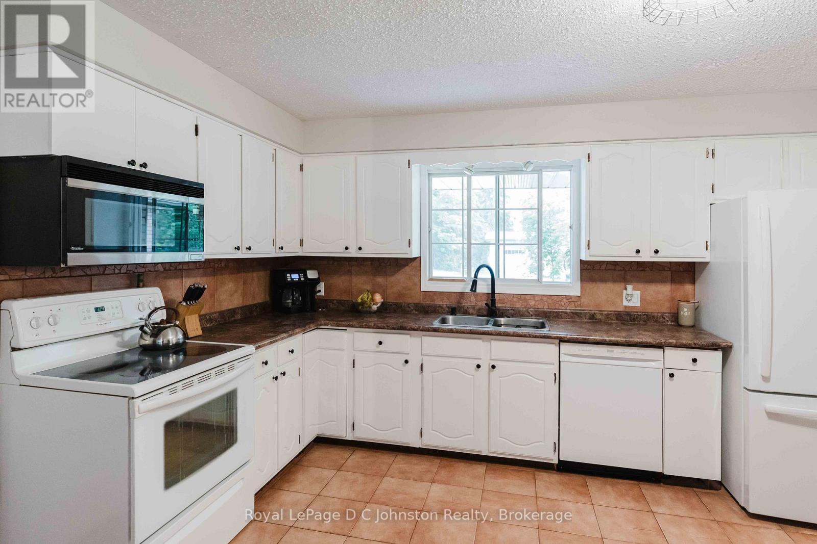 217 Albert Street, Arran-Elderslie, Ontario  N0G 2N0 - Photo 12 - X13468622