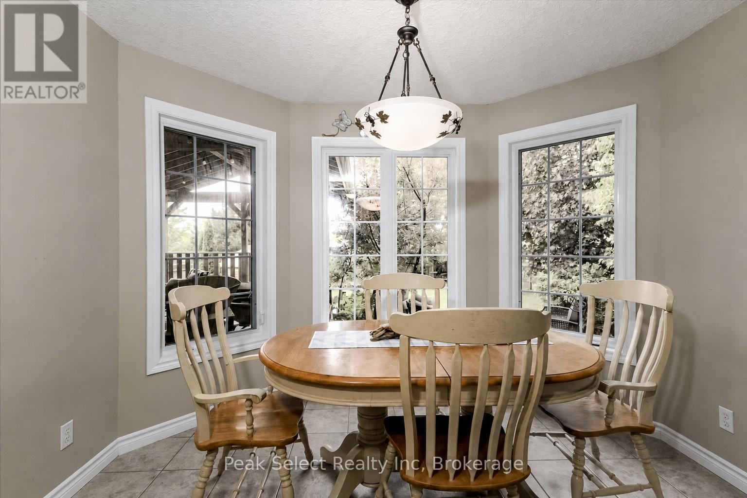 180 Ridgewood Crescent, St. Marys, Ontario  N4X 1E8 - Photo 13 - X13468774