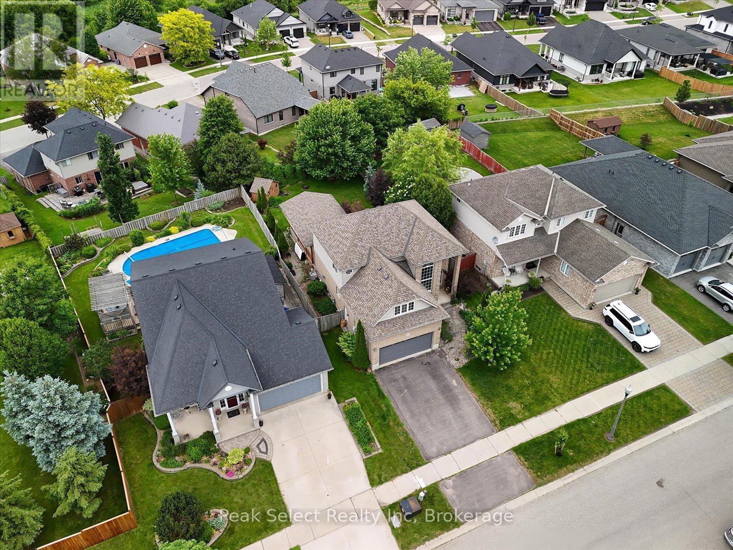 180 Ridgewood Crescent, St. Marys, Ontario  N4X 1E8 - Photo 44 - X13468774