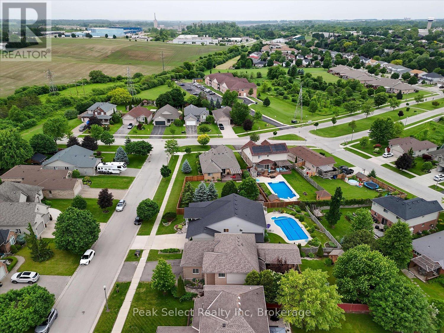 180 Ridgewood Crescent, St. Marys, Ontario  N4X 1E8 - Photo 47 - X13468774