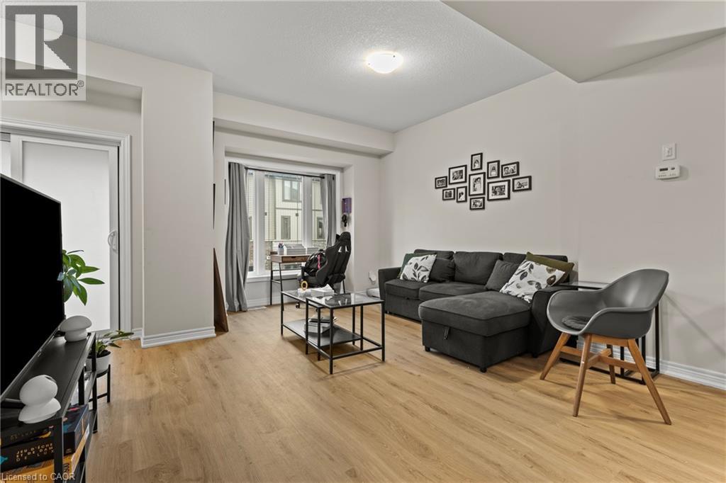 19 Picardy Drive Unit# 4, Hamilton, Ontario  L8J 0M7 - Photo 13 - 40841580
