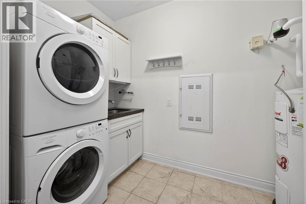 205 Lakeshore Road W Unit# 409, Oakville, Ontario  L6K 0H8 - Photo 18 - 40841561