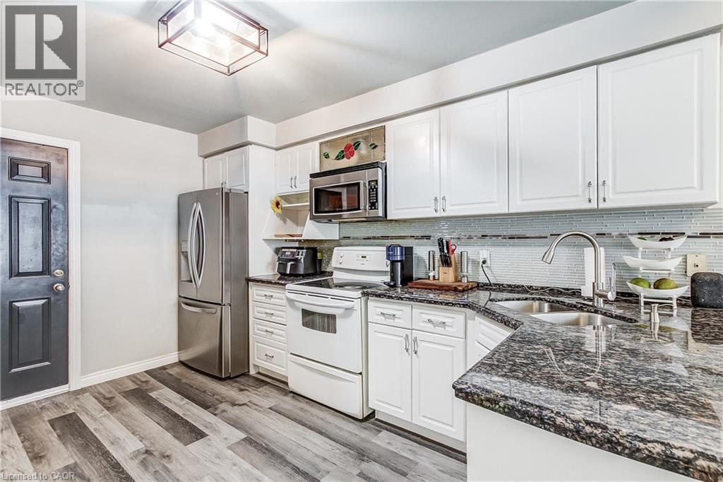 4 Victoria Street Unit# 16, Waterdown, Ontario  L9H 2B8 - Photo 13 - 40841314