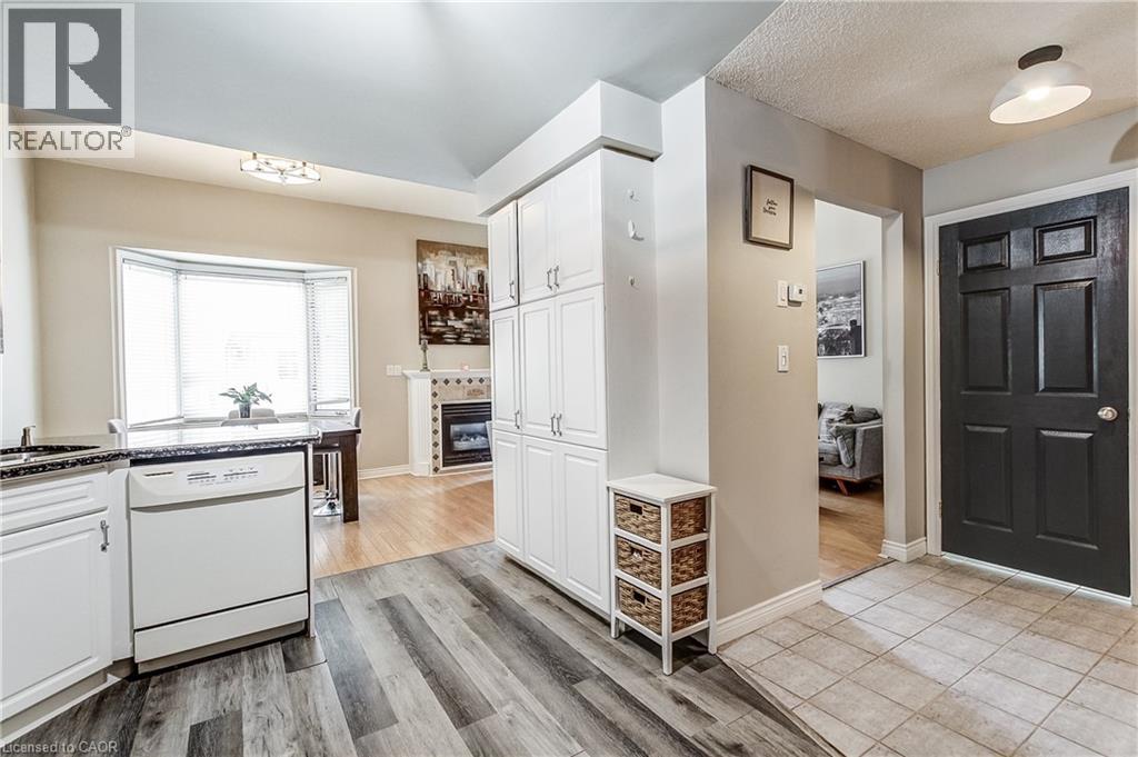4 Victoria Street Unit# 16, Waterdown, Ontario  L9H 2B8 - Photo 16 - 40841314