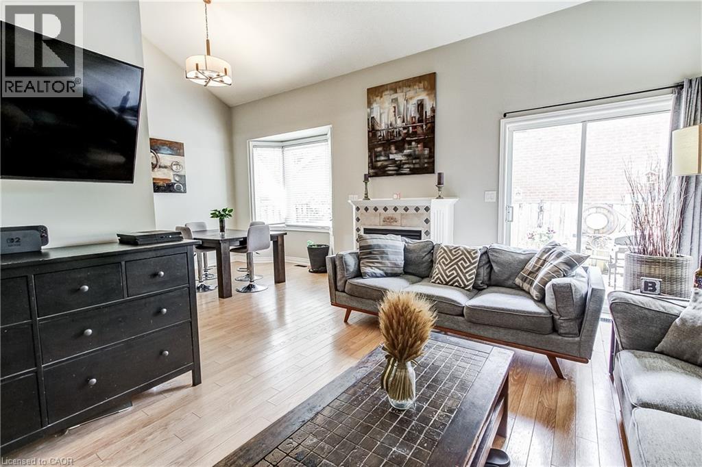 4 Victoria Street Unit# 16, Waterdown, Ontario  L9H 2B8 - Photo 6 - 40841314