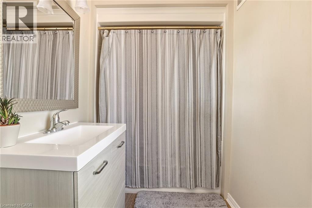 73 Lemon Street, Guelph, Ontario  N1E 2H4 - Photo 32 - 40841325