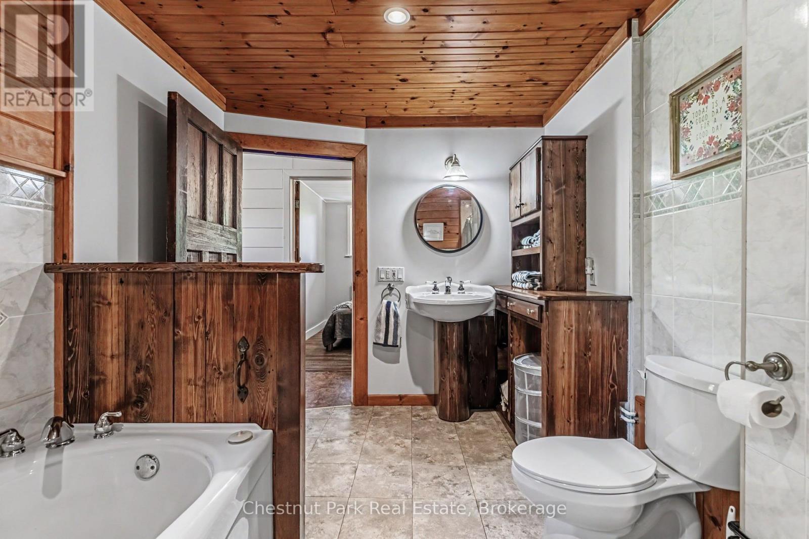 1248 Dorcas Bay Road, Northern Bruce Peninsula, Ontario  N0H 2R0 - Photo 23 - X13469410