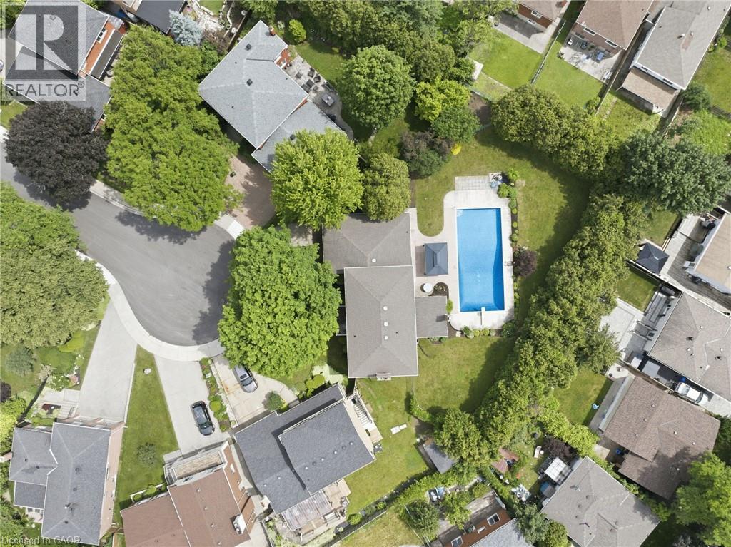 19 Verdun Court, Hamilton, Ontario  L9C 5W9 - Photo 5 - 40840493