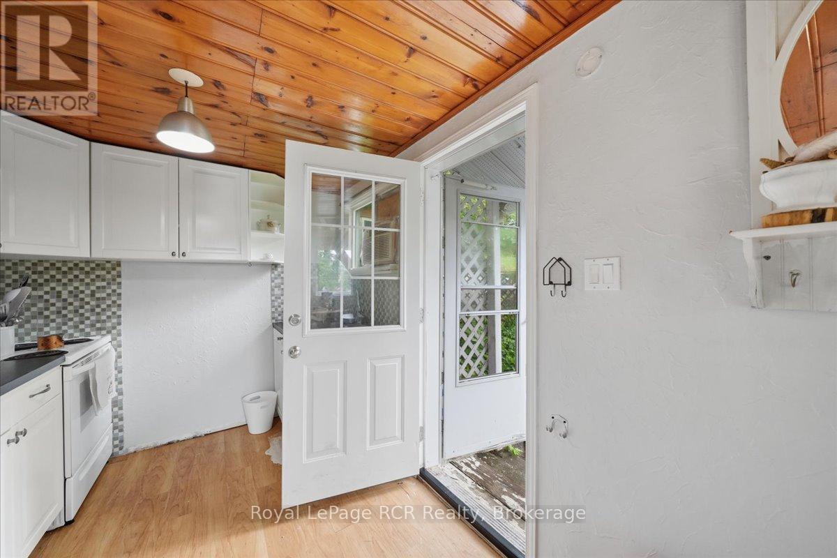 45 Andrew Drive, Tiny, Ontario  L9M 0B4 - Photo 13 - S13469628