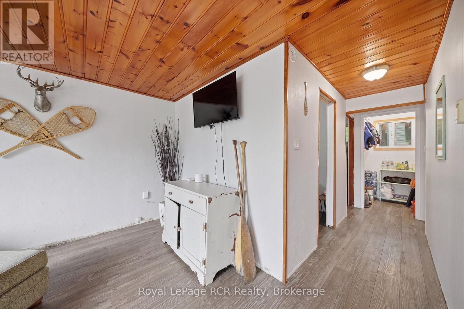 45 Andrew Drive, Tiny, Ontario  L9M 0B4 - Photo 14 - S13469628