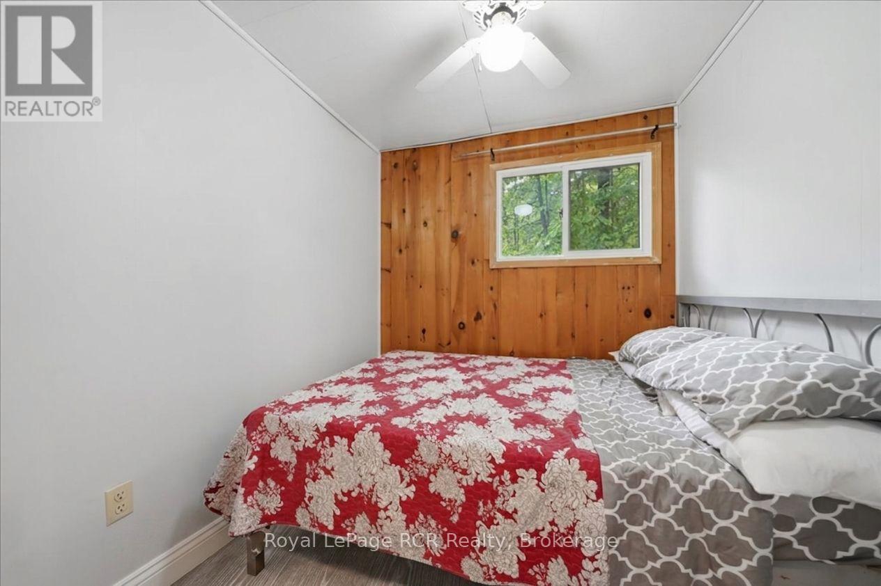 45 Andrew Drive, Tiny, Ontario  L9M 0B4 - Photo 16 - S13469628