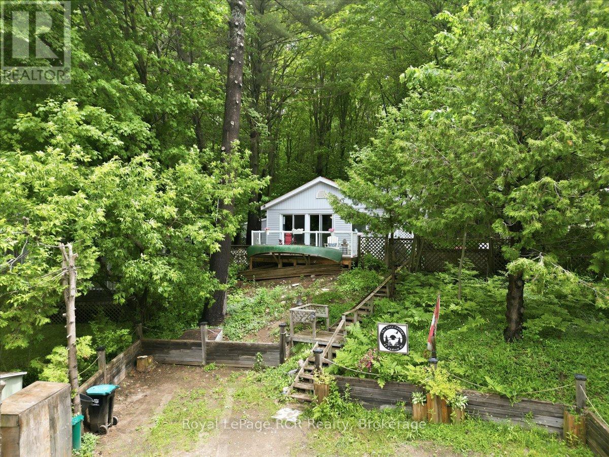 45 Andrew Drive, Tiny, Ontario  L9M 0B4 - Photo 3 - S13469628