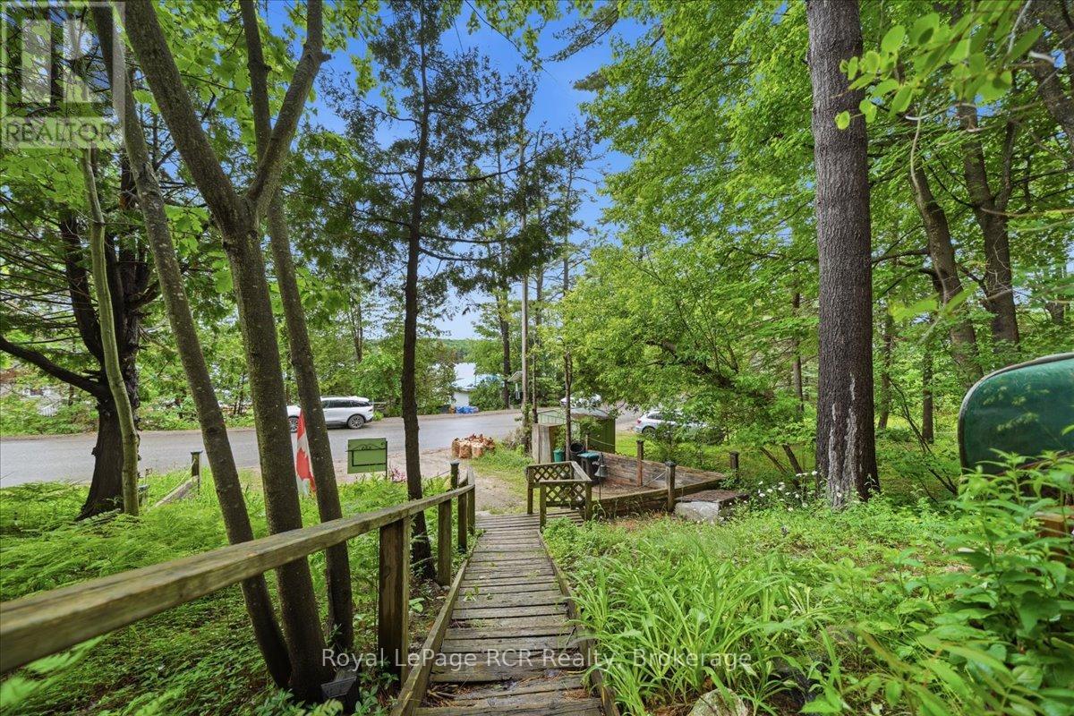45 Andrew Drive, Tiny, Ontario  L9M 0B4 - Photo 37 - S13469628