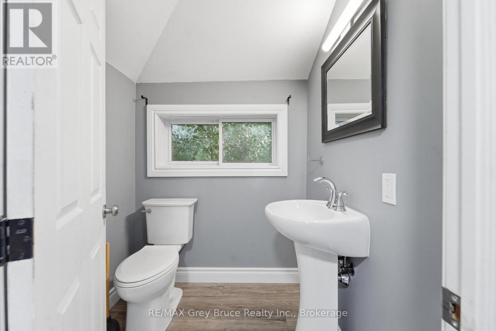 43 4th Street Nw, Arran-Elderslie, Ontario  N0G 1L0 - Photo 12 - X13469616
