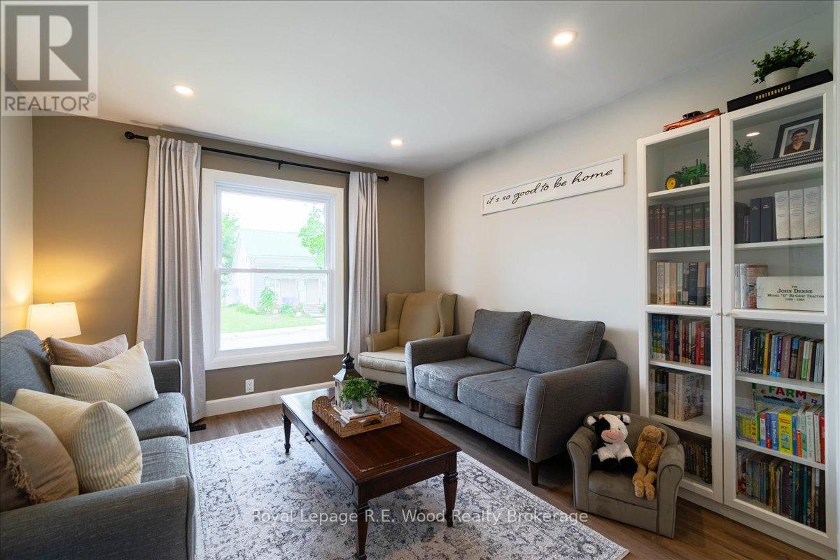 34 King Street, Tillsonburg, Ontario  N4G 3E5 - Photo 6 - X13469730