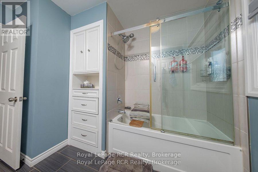 396 Murray Boulevard, Kincardine, Ontario  N2Z 3B3 - Photo 16 - X13469798