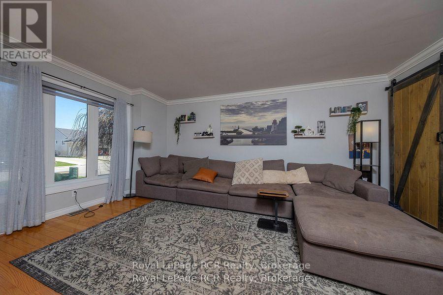 396 Murray Boulevard, Kincardine, Ontario  N2Z 3B3 - Photo 4 - X13469798