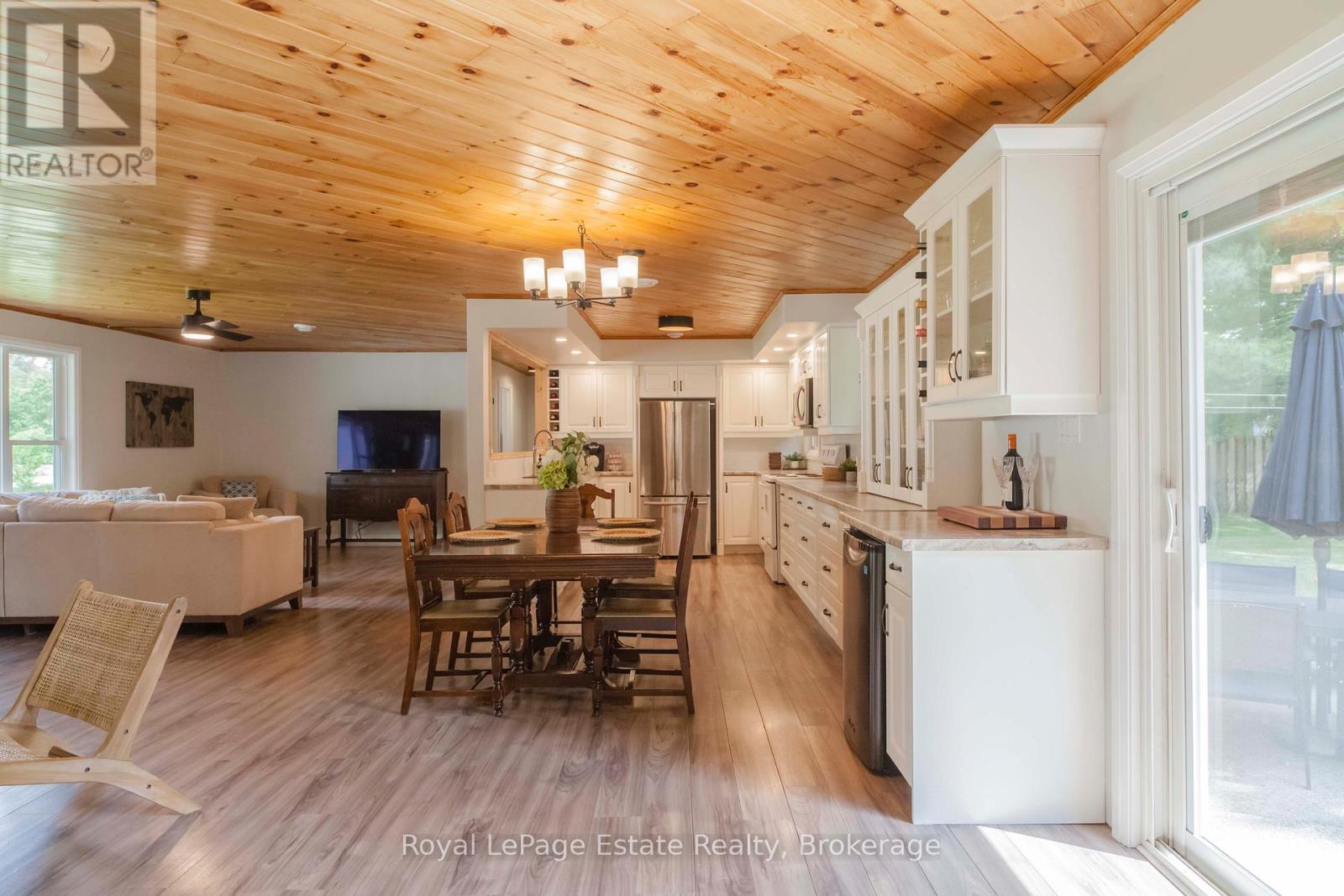 497 Elizabeth Street, South Bruce Peninsula, Ontario  N0H 1P0 - Photo 17 - X13469816