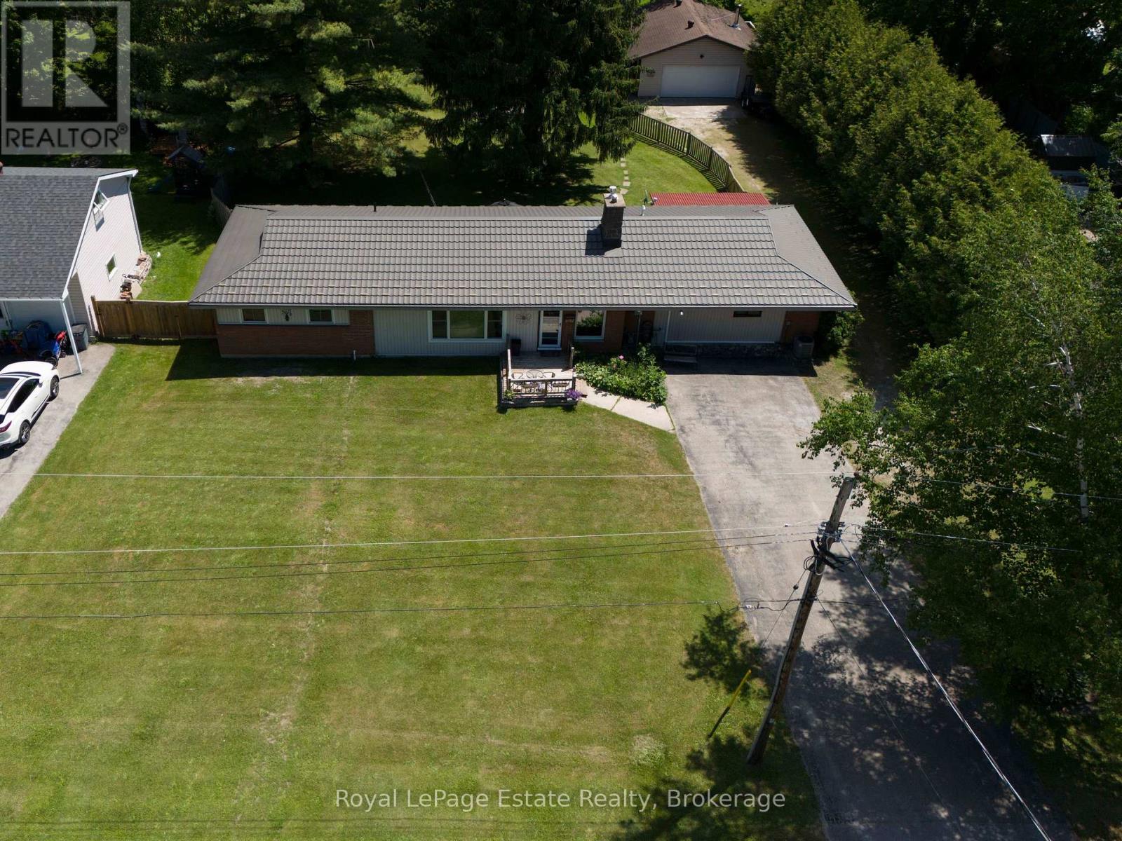 497 Elizabeth Street, South Bruce Peninsula, Ontario  N0H 1P0 - Photo 2 - X13469816