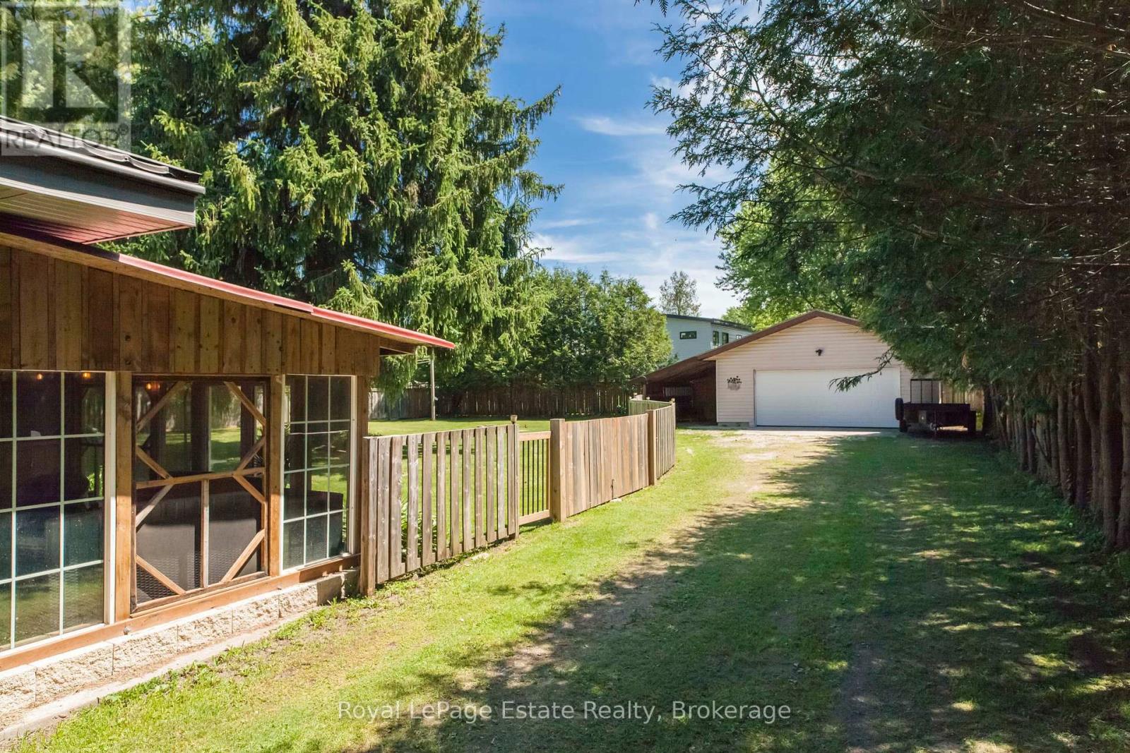 497 Elizabeth Street, South Bruce Peninsula, Ontario  N0H 1P0 - Photo 6 - X13469816