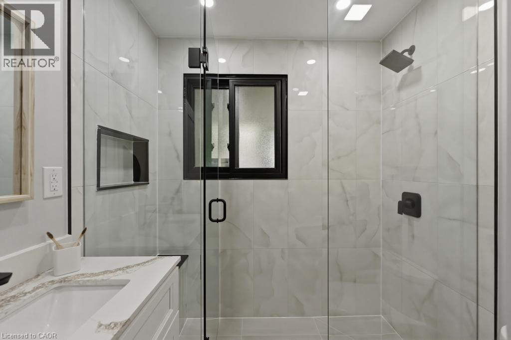 173 West 19th Street, Hamilton, Ontario  L9C 4H9 - Photo 10 - 40841632