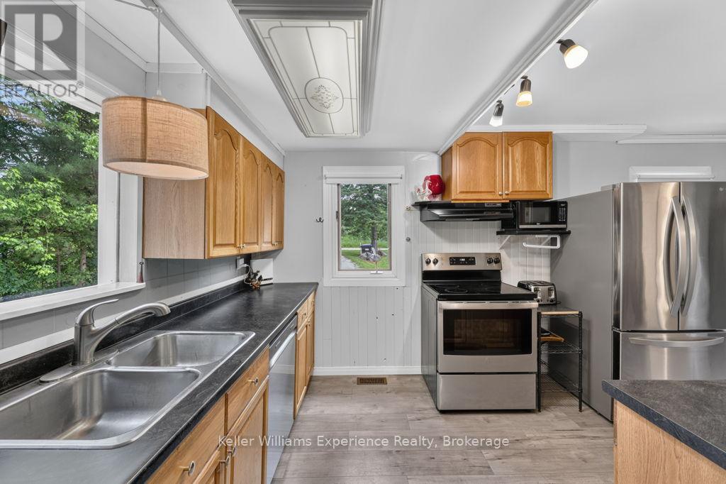 7510 Martinelli Road, Ramara, Ontario  L0K 2B0 - Photo 7 - S13470106