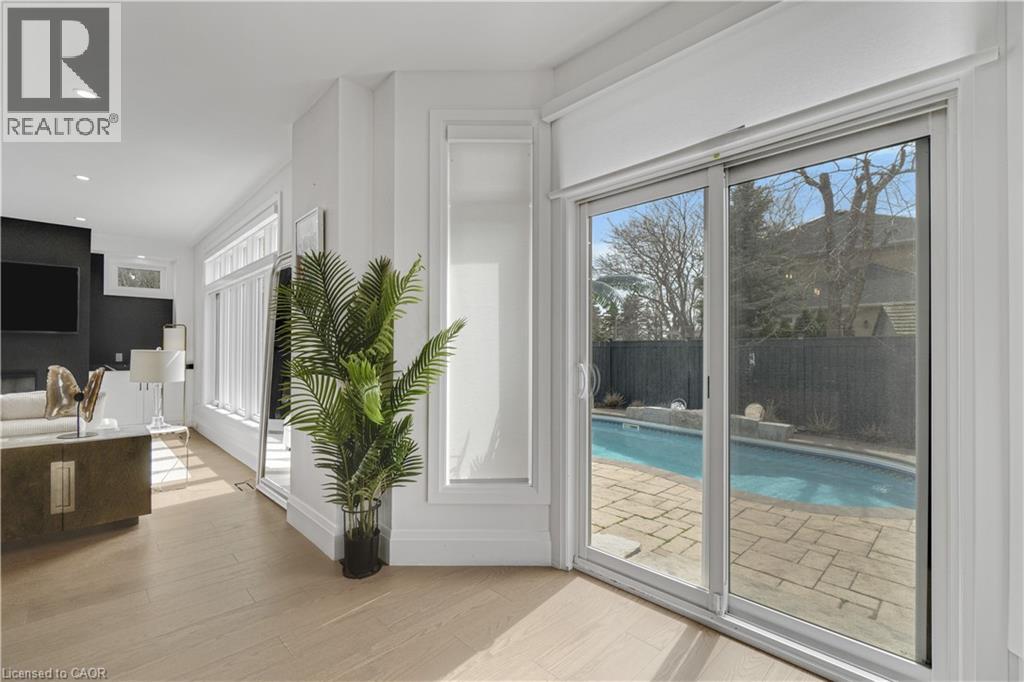 2324 Hilltop Lane, Oakville, Ontario  L6M 3M8 - Photo 11 - 40830729