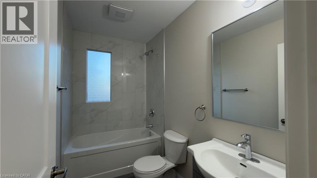 18 Miehm Place, Kitchener, Ontario  N2H 2K9 - Photo 14 - 40841641