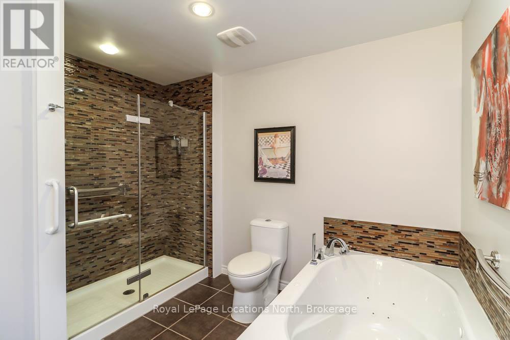 16 Wood Avenue, Wasaga Beach, Ontario  L9Z 2L3 - Photo 12 - S13470576