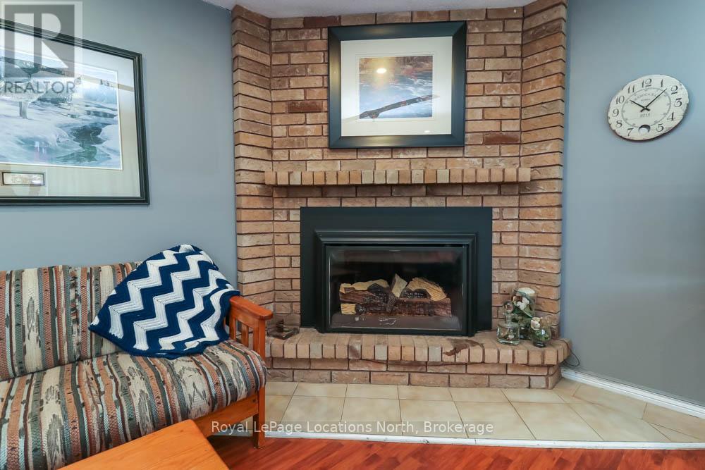 16 Wood Avenue, Wasaga Beach, Ontario  L9Z 2L3 - Photo 25 - S13470576