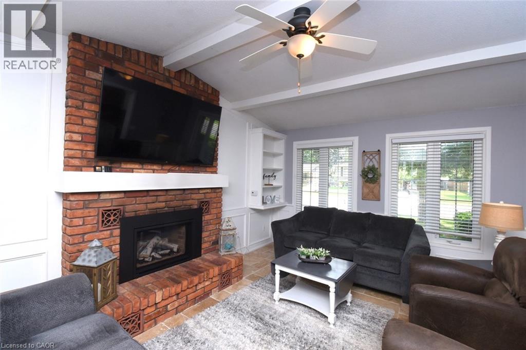 24 Shaw Street, Caledonia, Ontario  N3W 1K2 - Photo 16 - 40841109