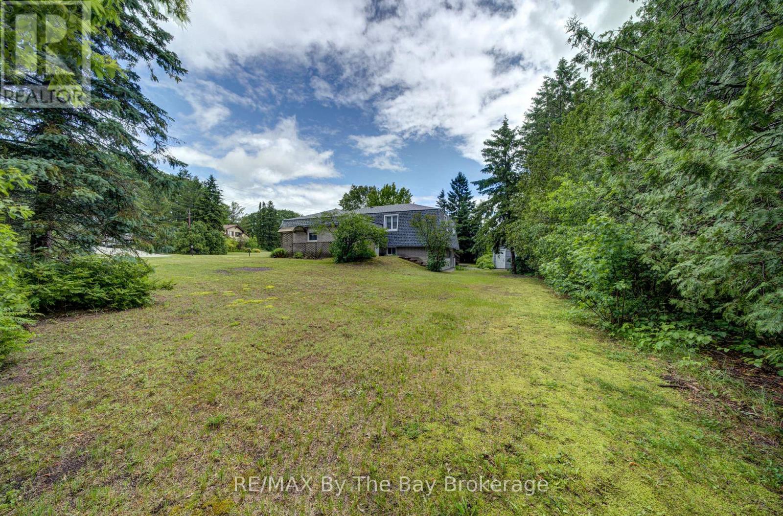 93 Frederick Dr S/s Drive, Wasaga Beach, Ontario  L9Z 1P1 - Photo 37 - S13470596