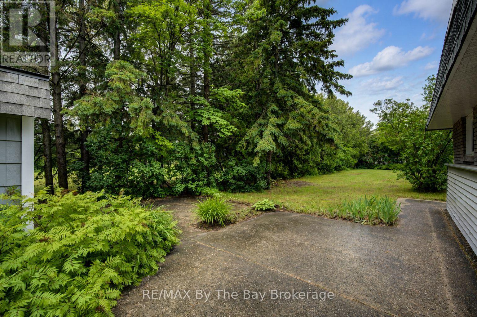 93 Frederick Dr S/s Drive, Wasaga Beach, Ontario  L9Z 1P1 - Photo 38 - S13470596
