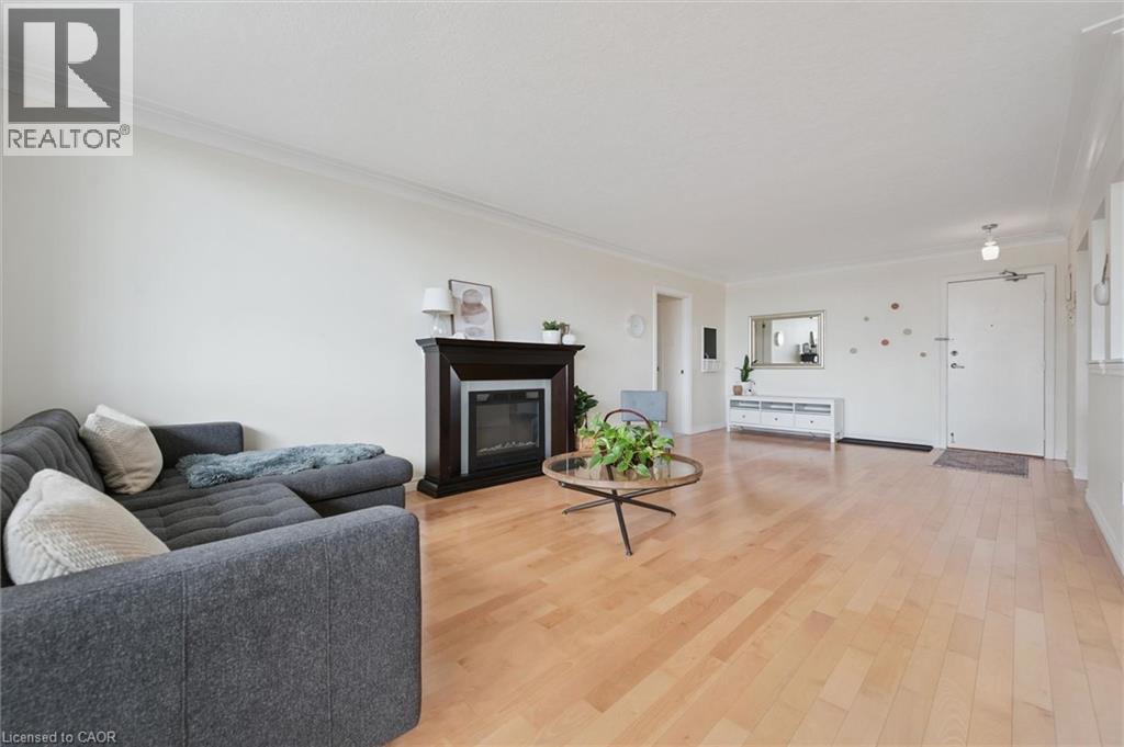 65 Westmount Road N Unit# 910, Waterloo, Ontario  N2L 5G6 - Photo 11 - 40837095