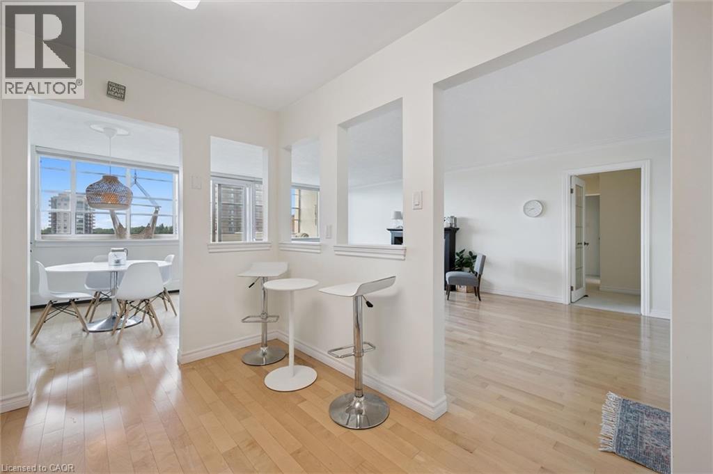 65 Westmount Road N Unit# 910, Waterloo, Ontario  N2L 5G6 - Photo 16 - 40837095