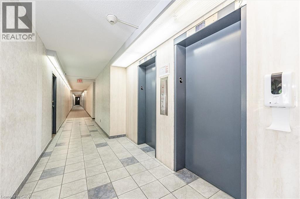 65 Westmount Road N Unit# 910, Waterloo, Ontario  N2L 5G6 - Photo 5 - 40837095