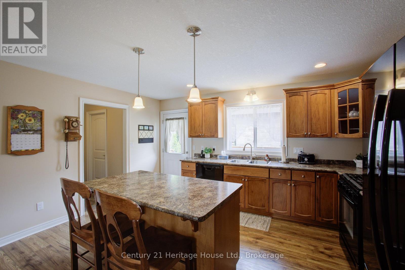 467 William Street N, West Grey, Ontario  N0G 1R0 - Photo 14 - X13470634