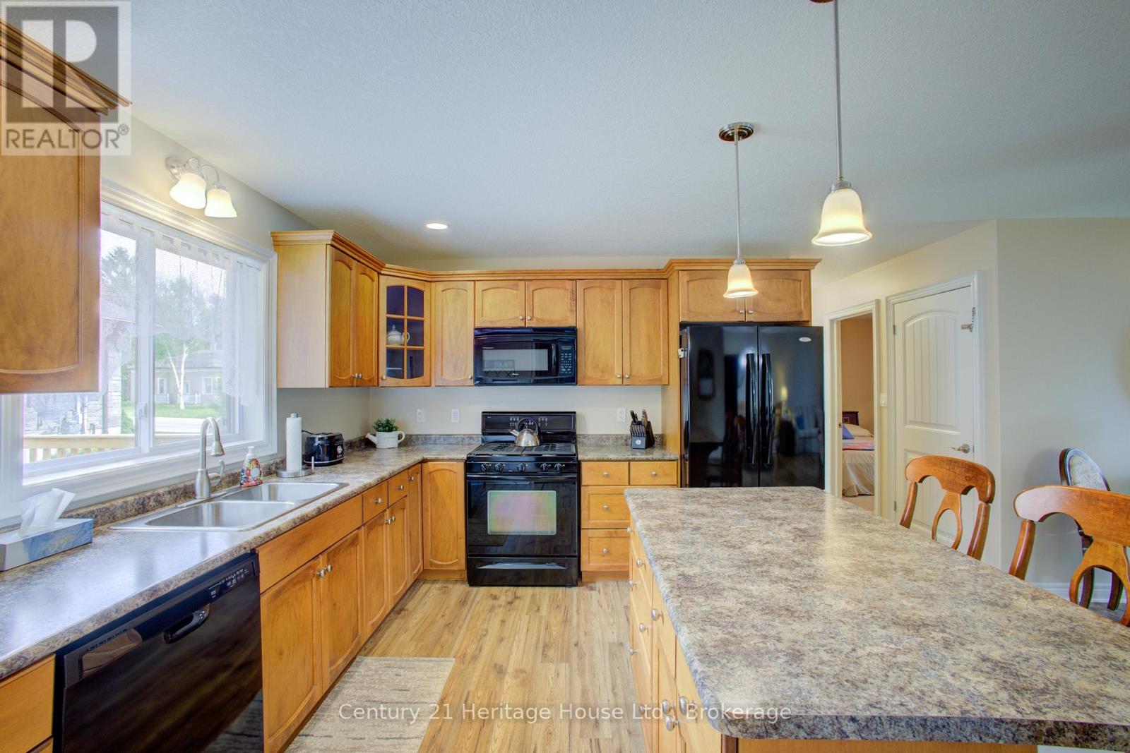 467 William Street N, West Grey, Ontario  N0G 1R0 - Photo 17 - X13470634