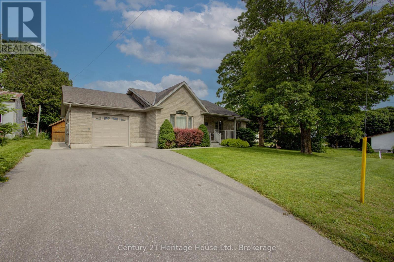 467 William Street N, West Grey, Ontario  N0G 1R0 - Photo 3 - X13470634