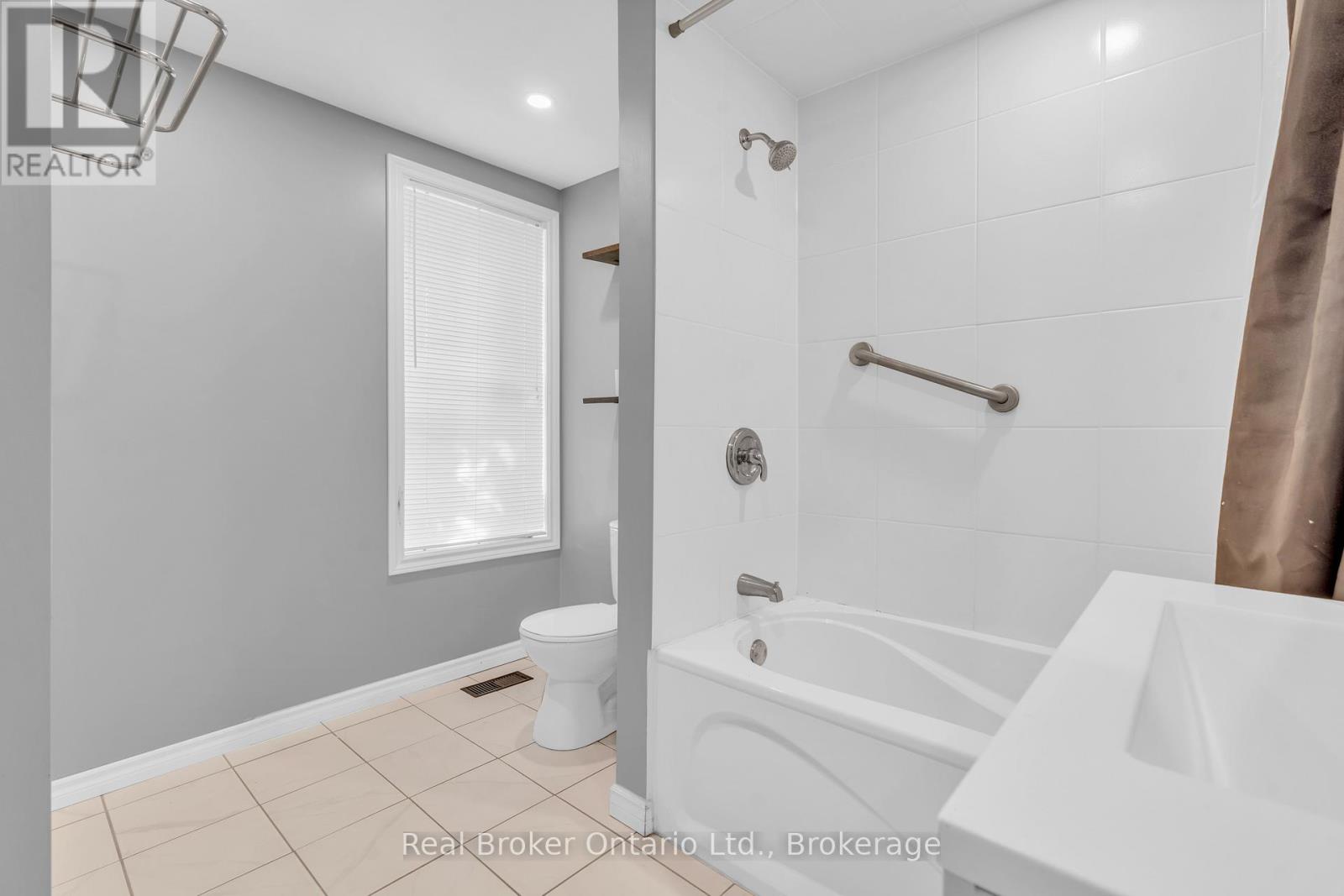 349 Main Street S, Wellington North, Ontario  N0G 2L0 - Photo 22 - X13470662